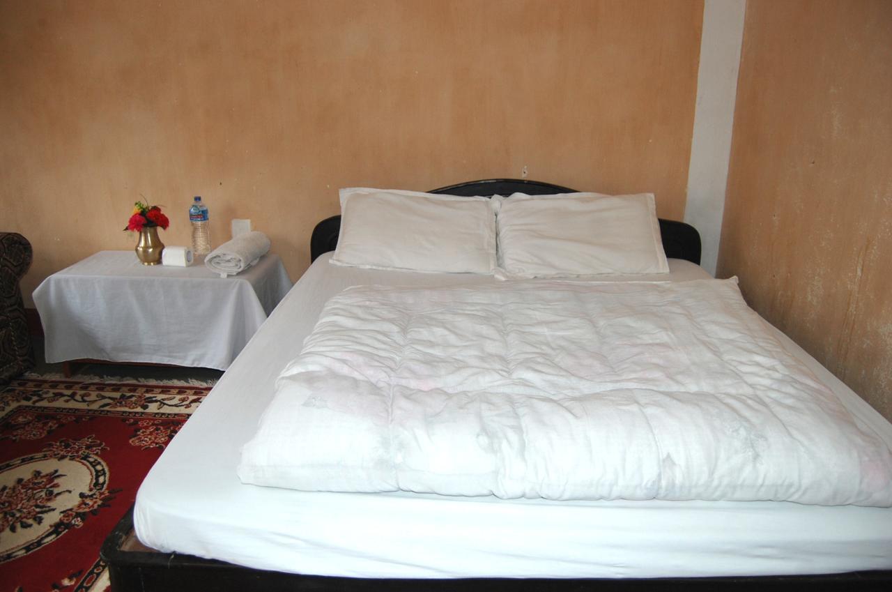 Shrestha Hotel & Restaurant Bandipur Phòng bức ảnh
